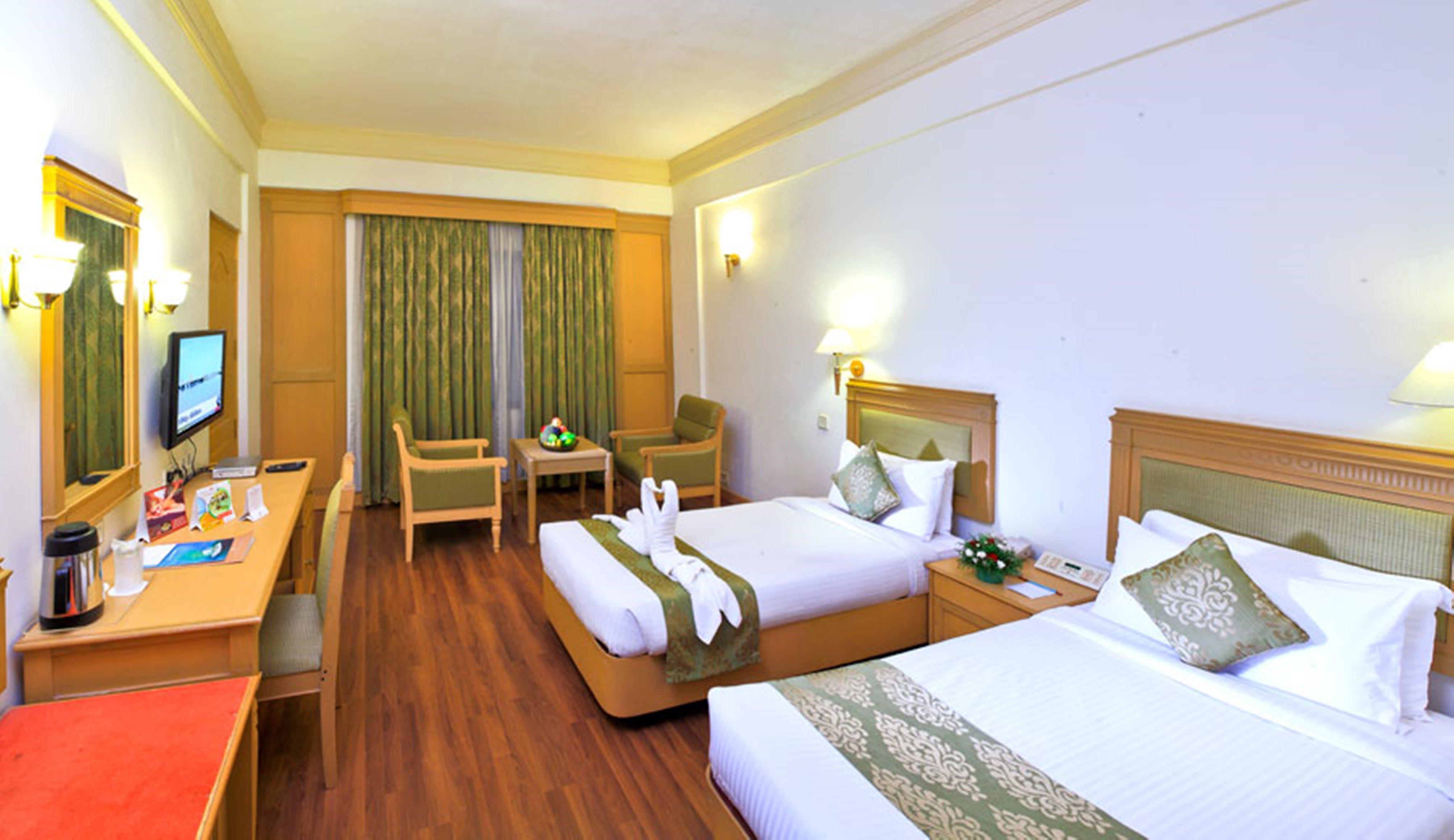 Abad Atrium Otel Kochi Dış mekan fotoğraf