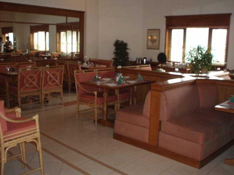 Abad Atrium Otel Kochi Dış mekan fotoğraf